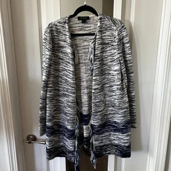 St. John Tweed Style Cardigan Sweater Jacket Size Medium Color Blue White - Picture 1 of 5